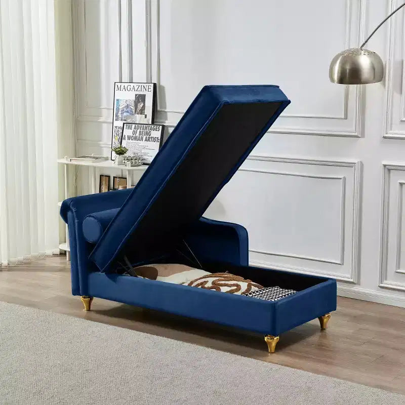 Canapé méridienne en velours avec pieds en métal doré et coussin rond pour salon bleu