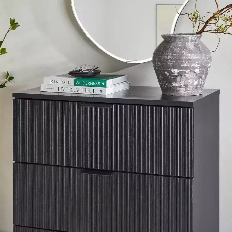 Commode 3 tiroirs à façades cannelées