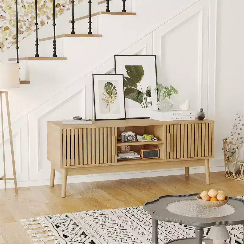 Meuble TV pour salon, console média avec portes cannelées, étagères ouvertes, armoire de rangement, convient aux téléviseurs jusqu'à 50 pouces